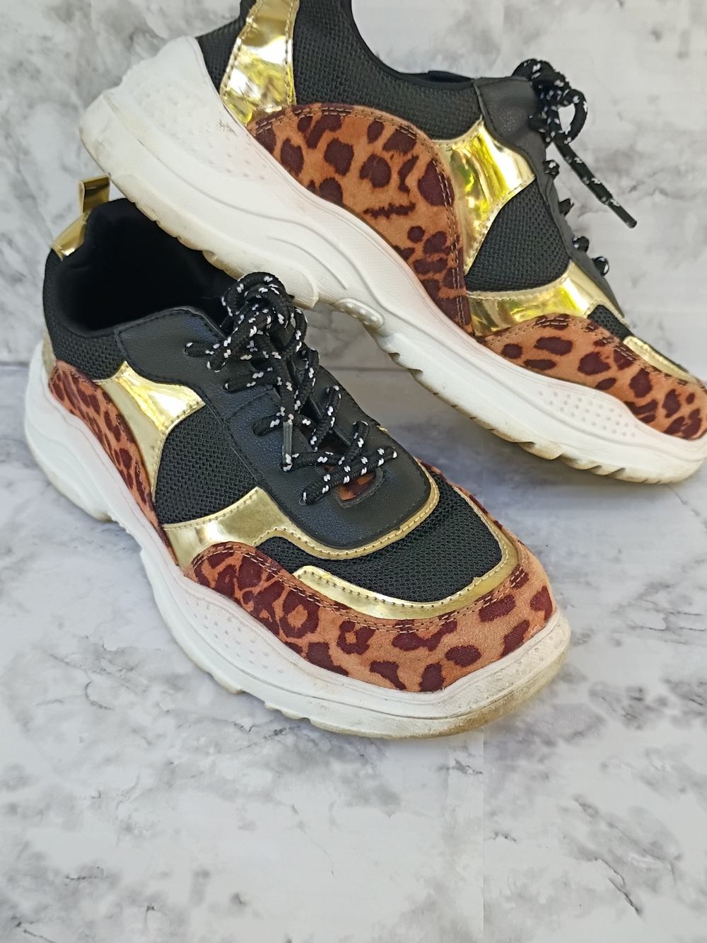 Platform Leopard-Print Sneakers with Gold Accent - Black/Tan